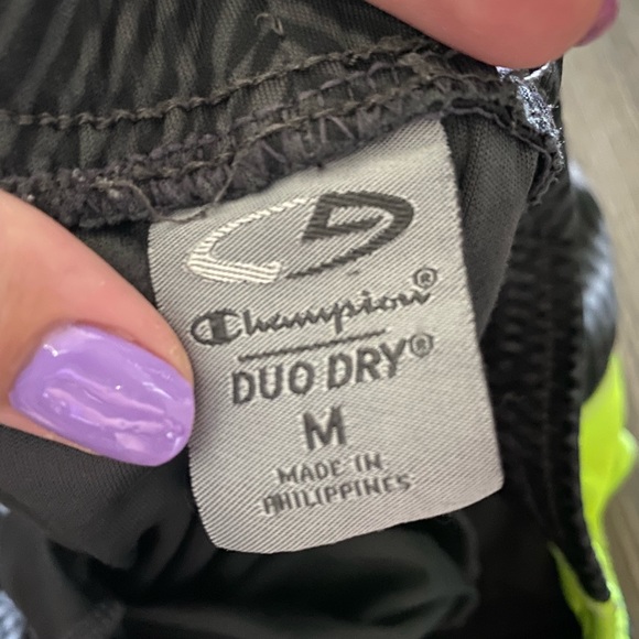 Mens Champion Duo Dry Shorts - Picture 3 of 3